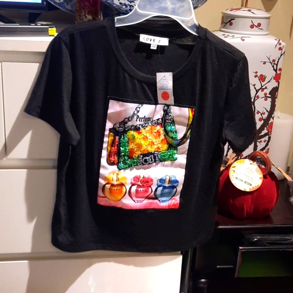 NWT SEXY SEQUIN CROP TOP PERFUMES PRINT JUNIORS LARGE